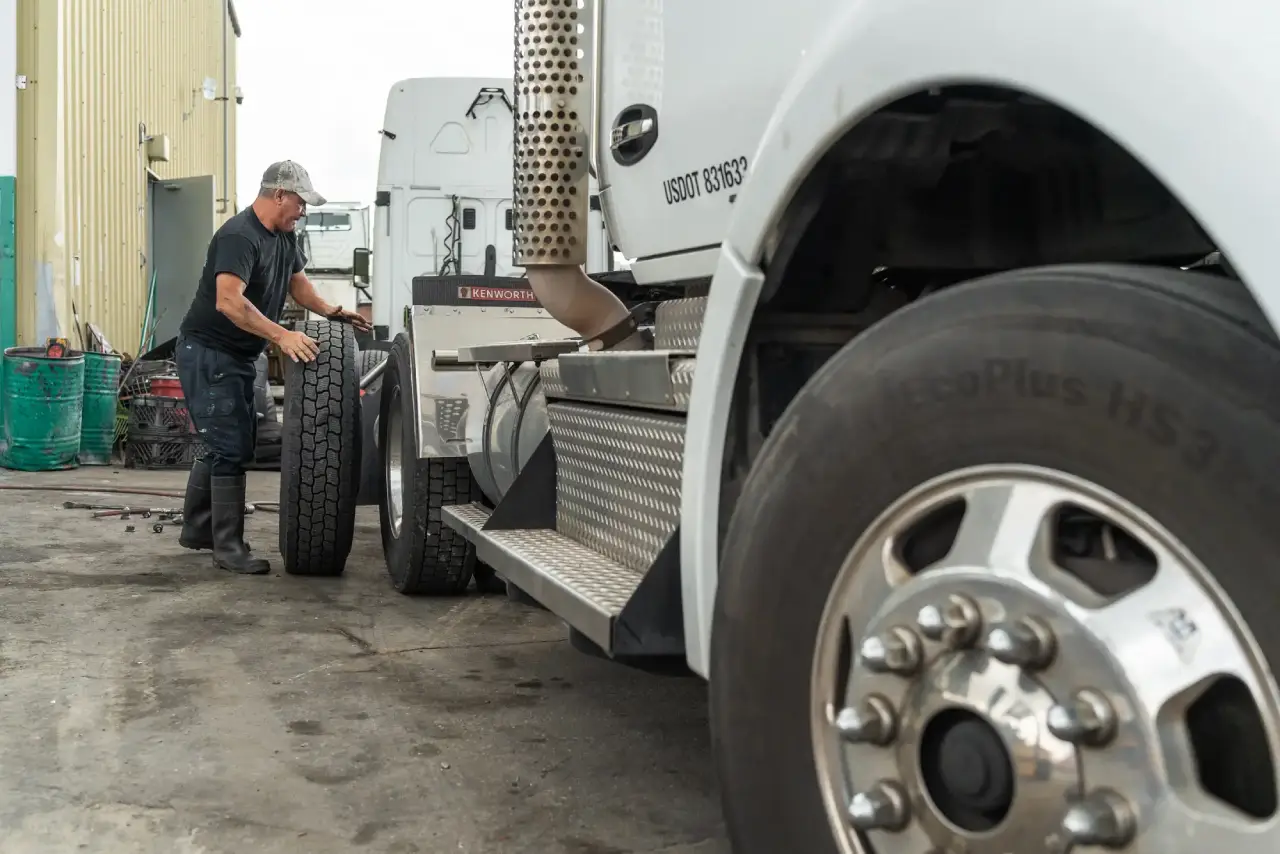 Choosing The Right Tires for Heavyduty Trucks Considerations and Options